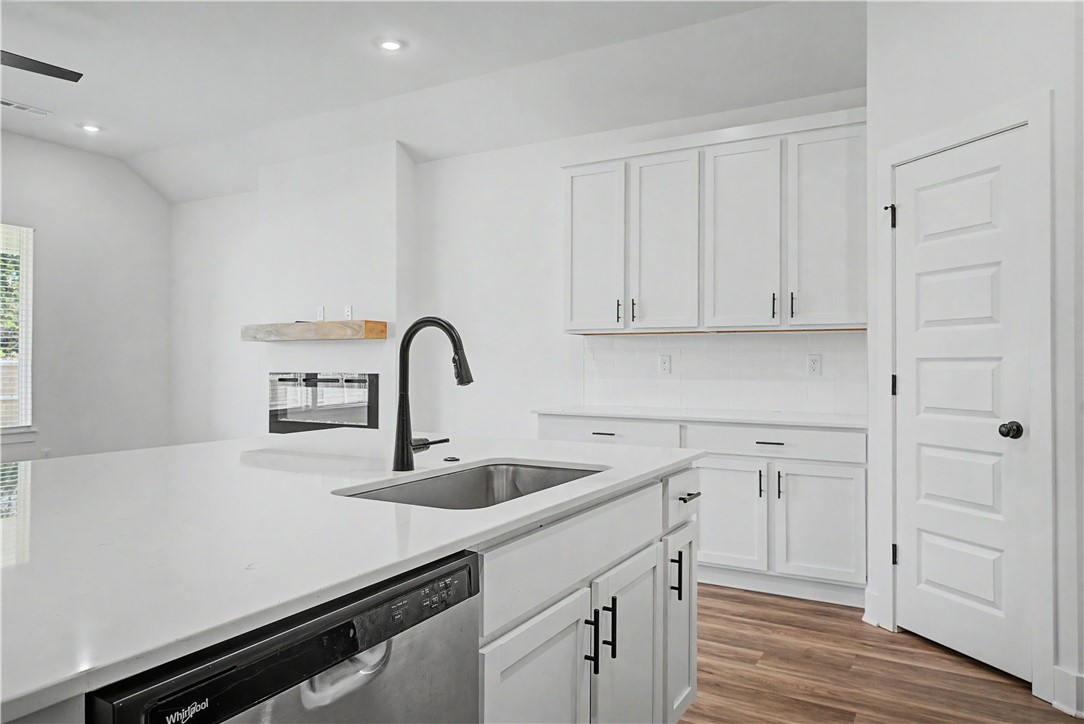 Hillcrest Sub Ph I Siloam Spgs - Residential