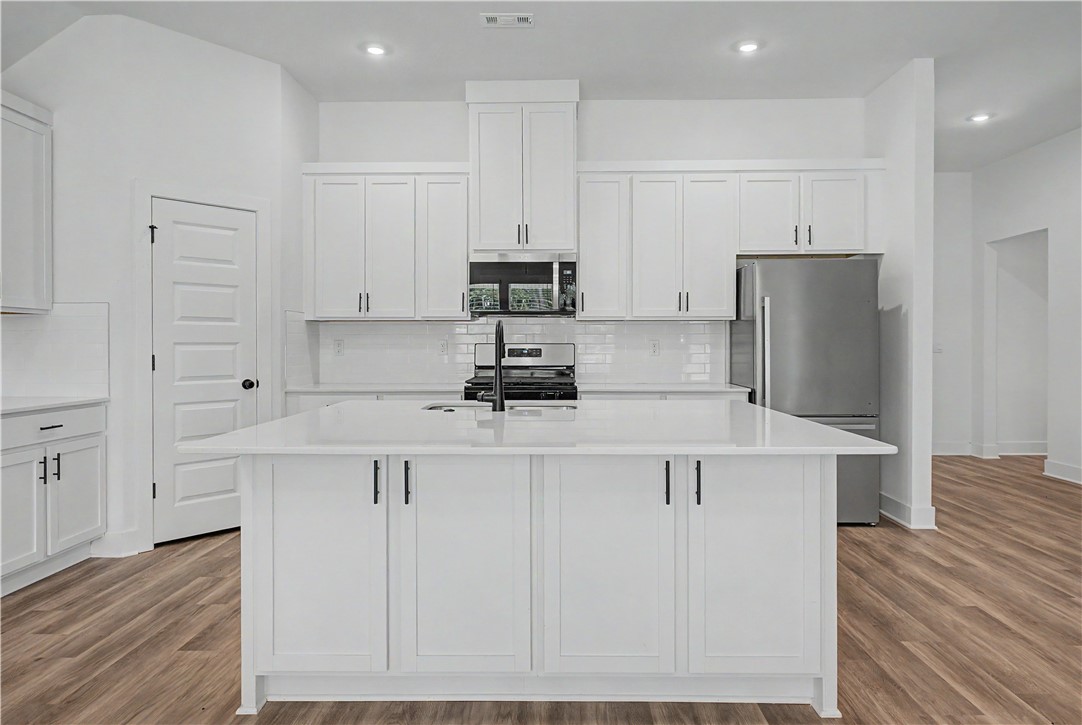 Hillcrest Sub Ph I Siloam Spgs - Residential