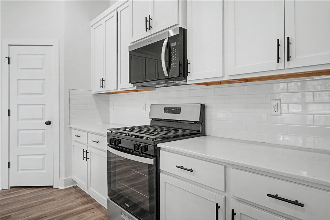 Hillcrest Sub Ph I Siloam Spgs - Residential
