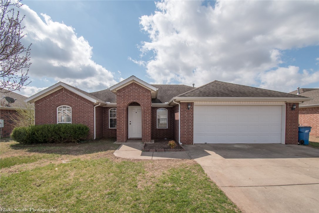 Carriage Square Sub Bentonville - Residential Lease