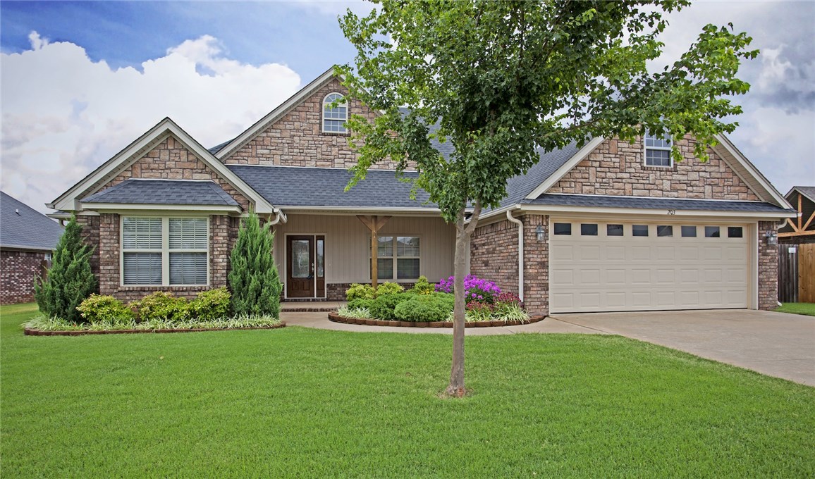 Come see this better than new home!  New flooring and paint. 4 spacious bedrooms with large closets and built-ins. Kitchen includes granite counters, stainless appliances, plenty of cabinets, and pantry. Spacious living room with fireplace and formal dining. Large backyard with covered patio and privacy fence. Master includes his/her closets, double sinks, & jetted tub. Make sure to view the interactive 3D tour.