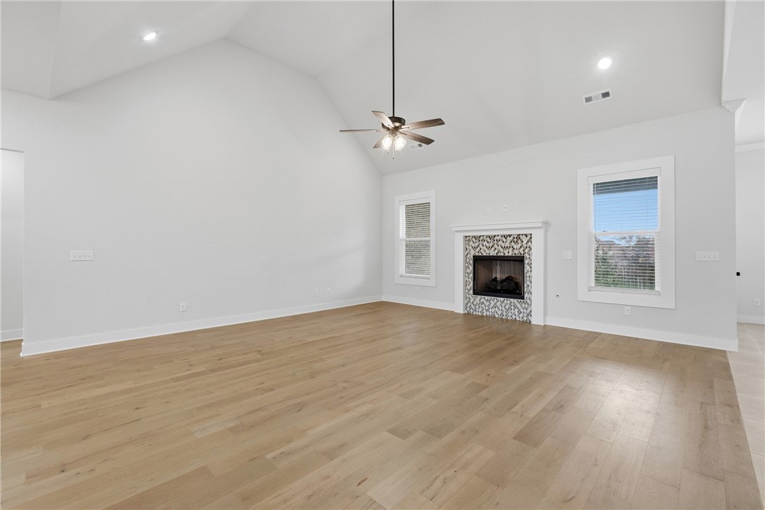 Creekside Sub Ph 1 Centerton - Residential