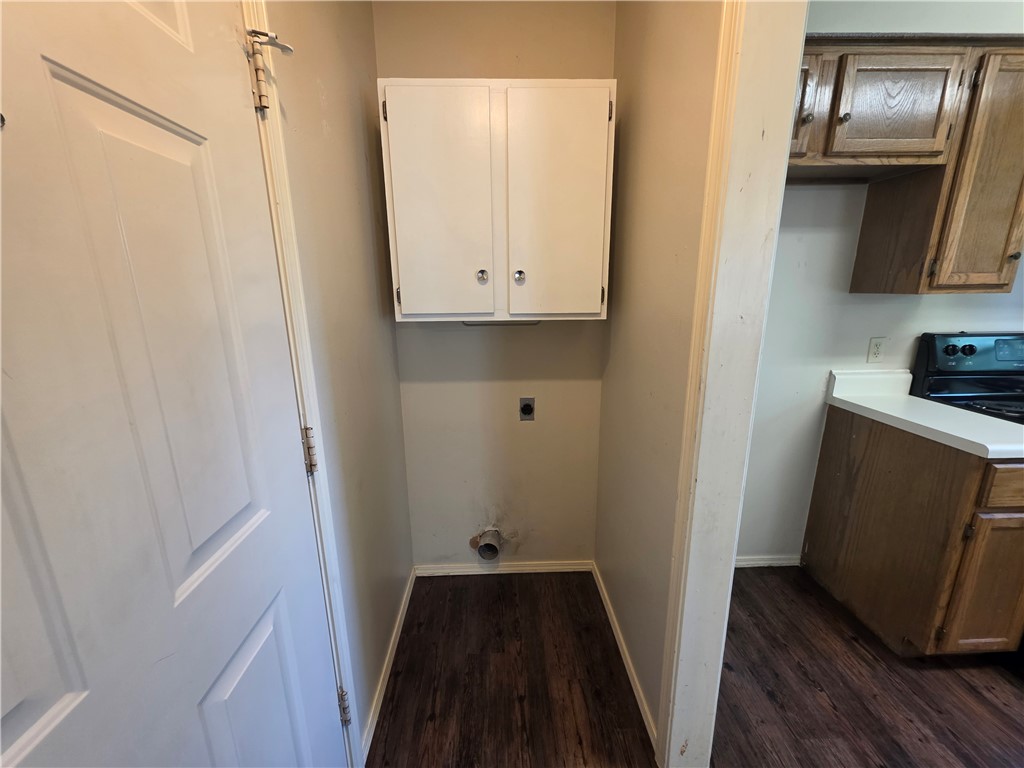 Pine Meadow Add Ph III Rogers - Residential Lease