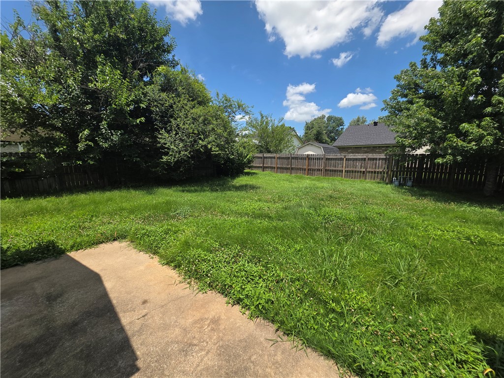 Pine Meadow Add Ph III Rogers - Residential Lease