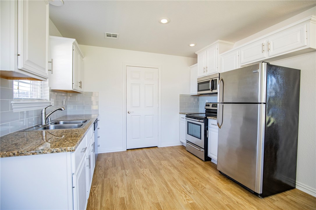 Centerpoint - Residential Lease
