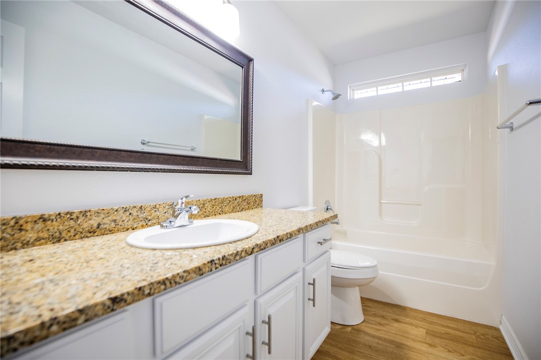 Centerpoint - Residential Lease