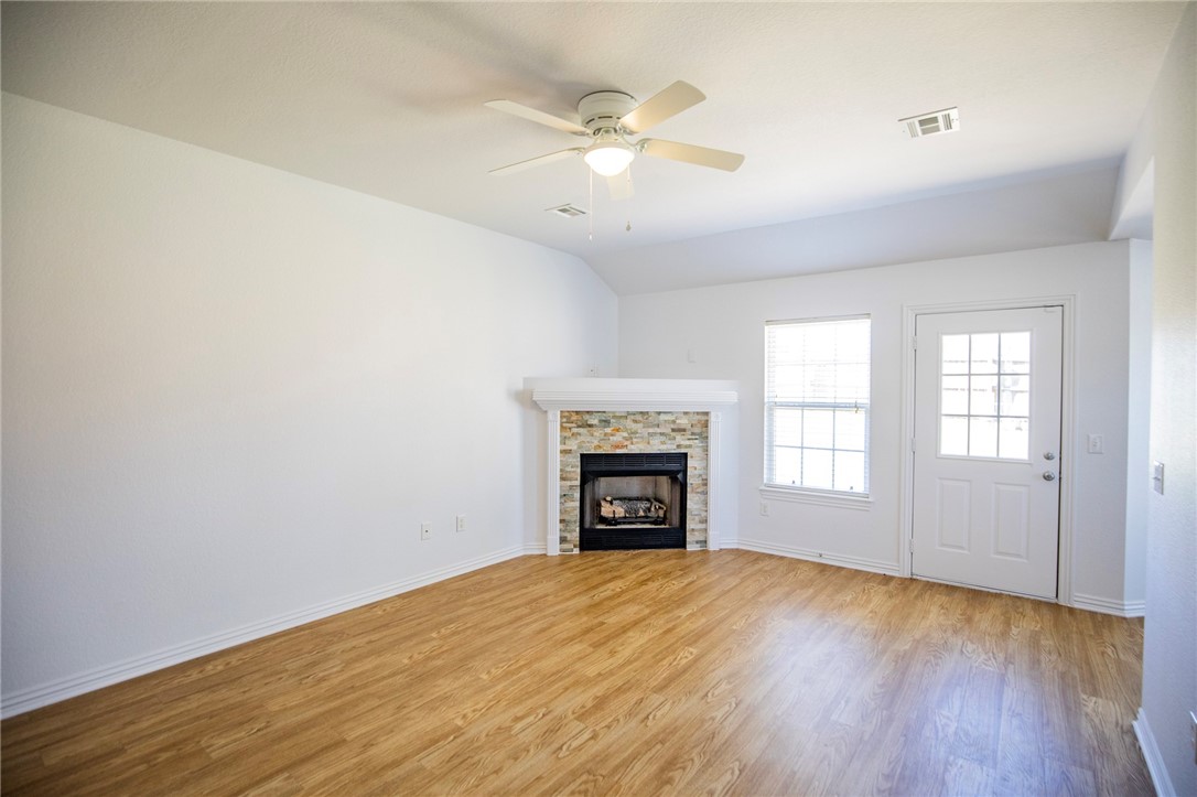 Centerpoint - Residential Lease
