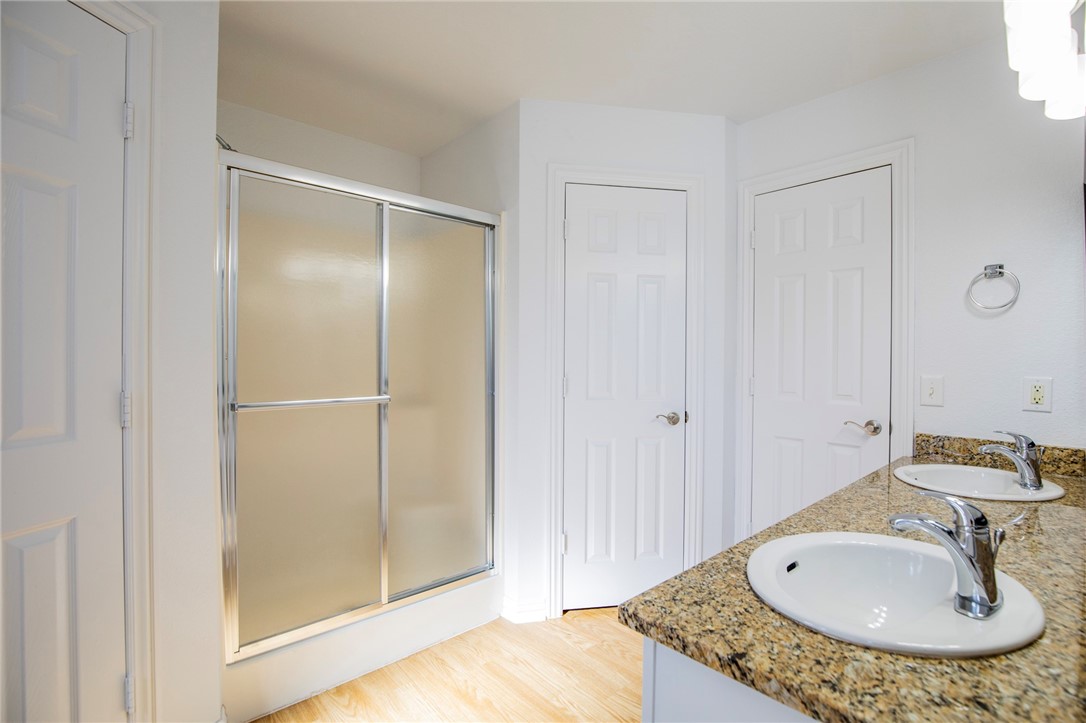 Centerpoint - Residential Lease
