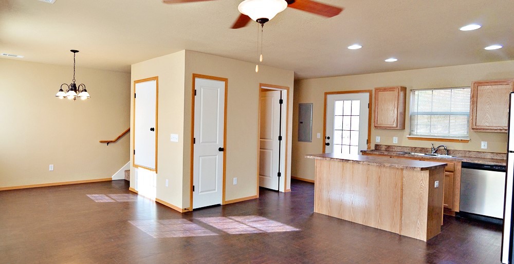 Shiloh House Ph I - Residential Lease