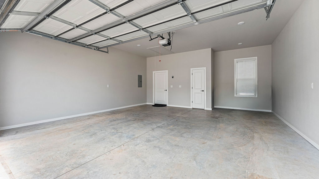 Village At Pinnacle Hills, The Rogers - Residential Lease