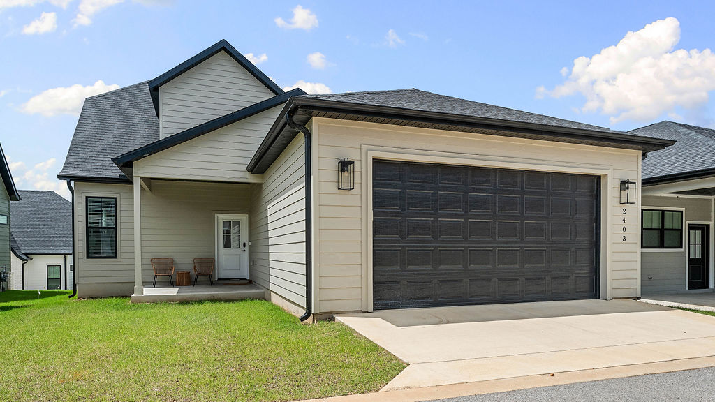 Village At Pinnacle Hills, The Rogers - Residential Lease