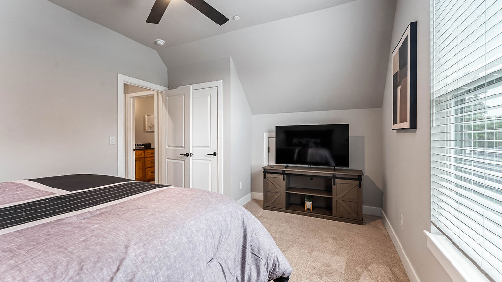 Village At Pinnacle Hills, The Rogers - Residential Lease