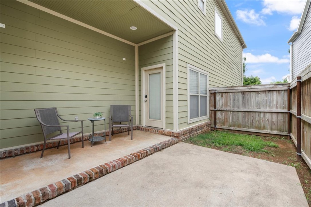 Arbor Glen Rogers - Residential