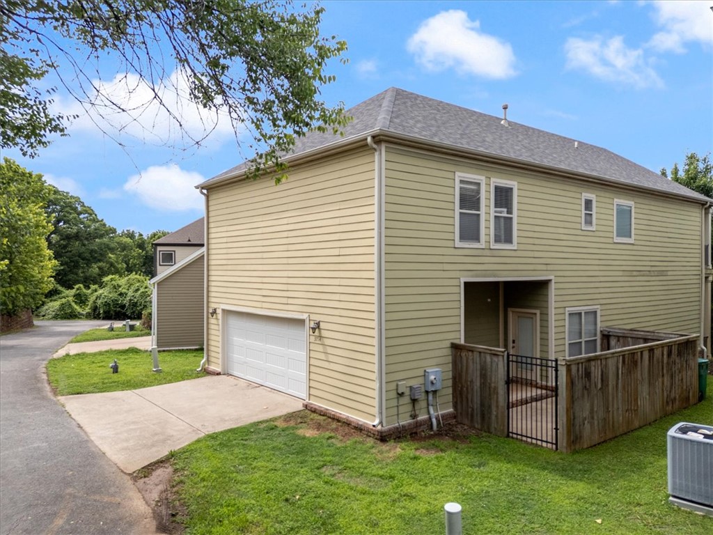 Arbor Glen Rogers - Residential