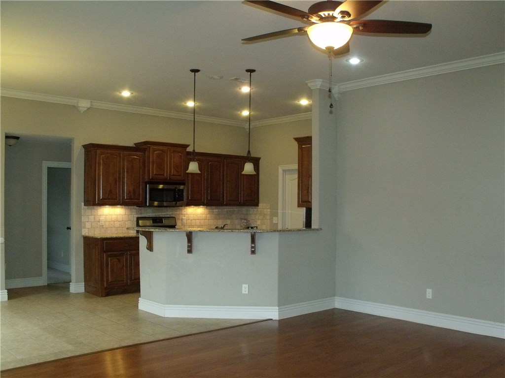 Edens Brooke Sub Ph II Bentonville - Residential Lease