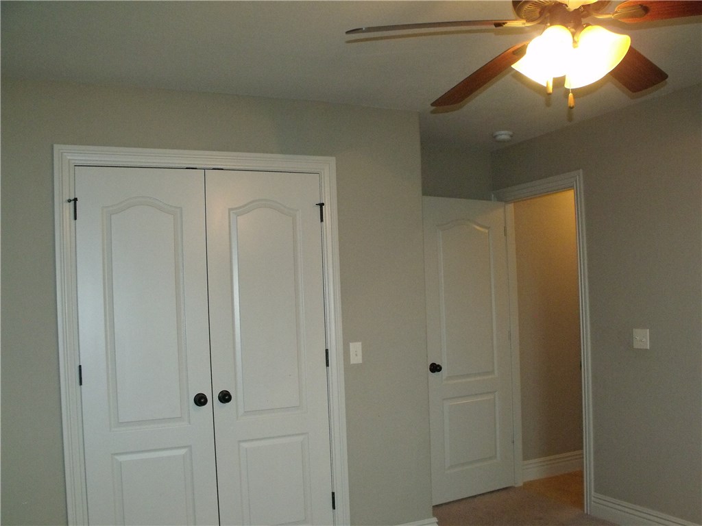 Edens Brooke Sub Ph II Bentonville - Residential Lease