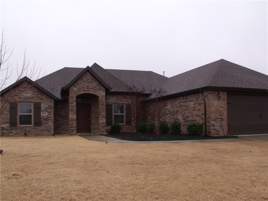 Edens Brooke Sub Ph II Bentonville - Residential Lease