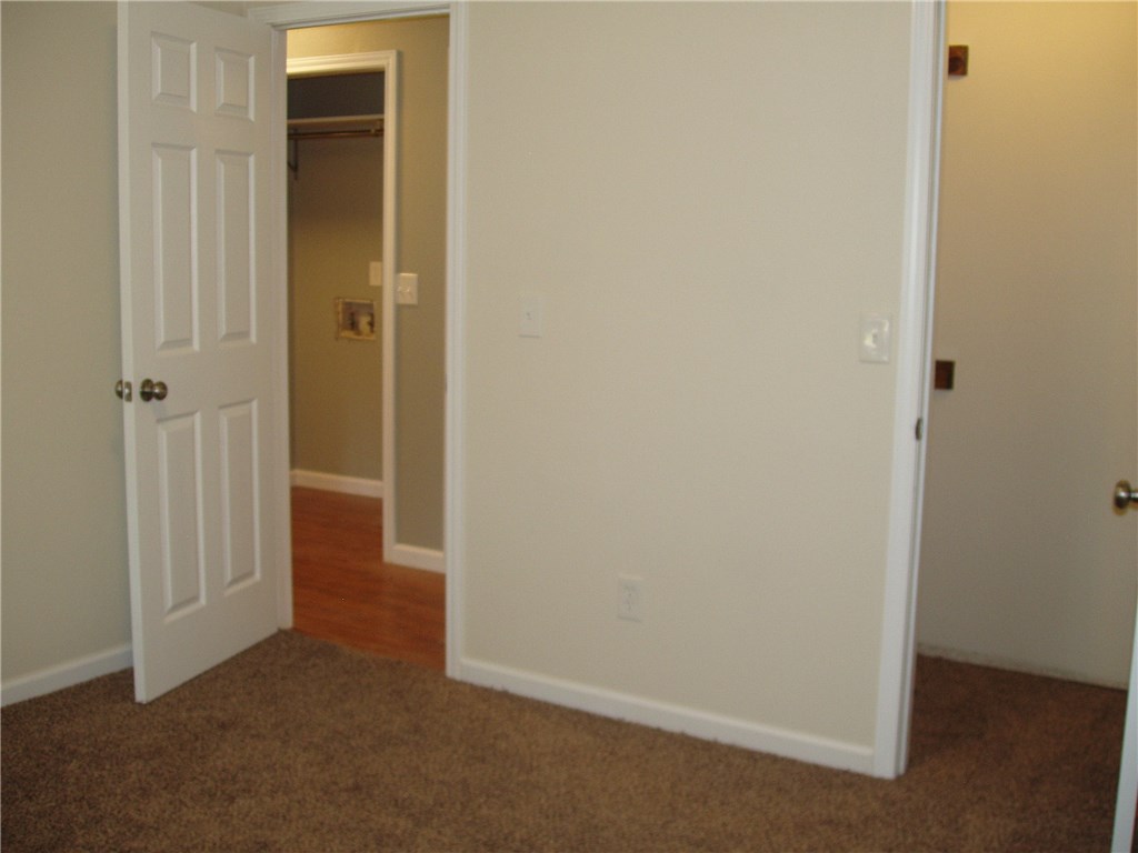 North Briar Sub - Residential Lease
