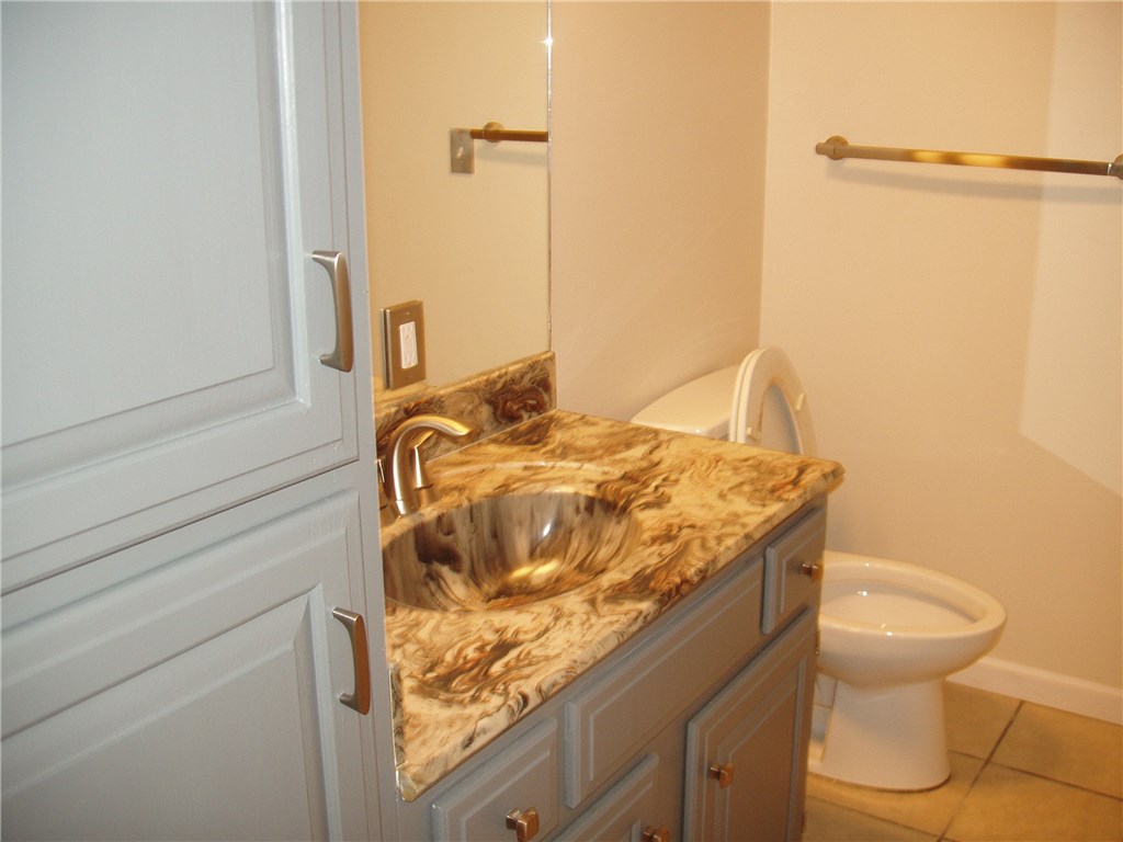North Briar Sub - Residential Lease