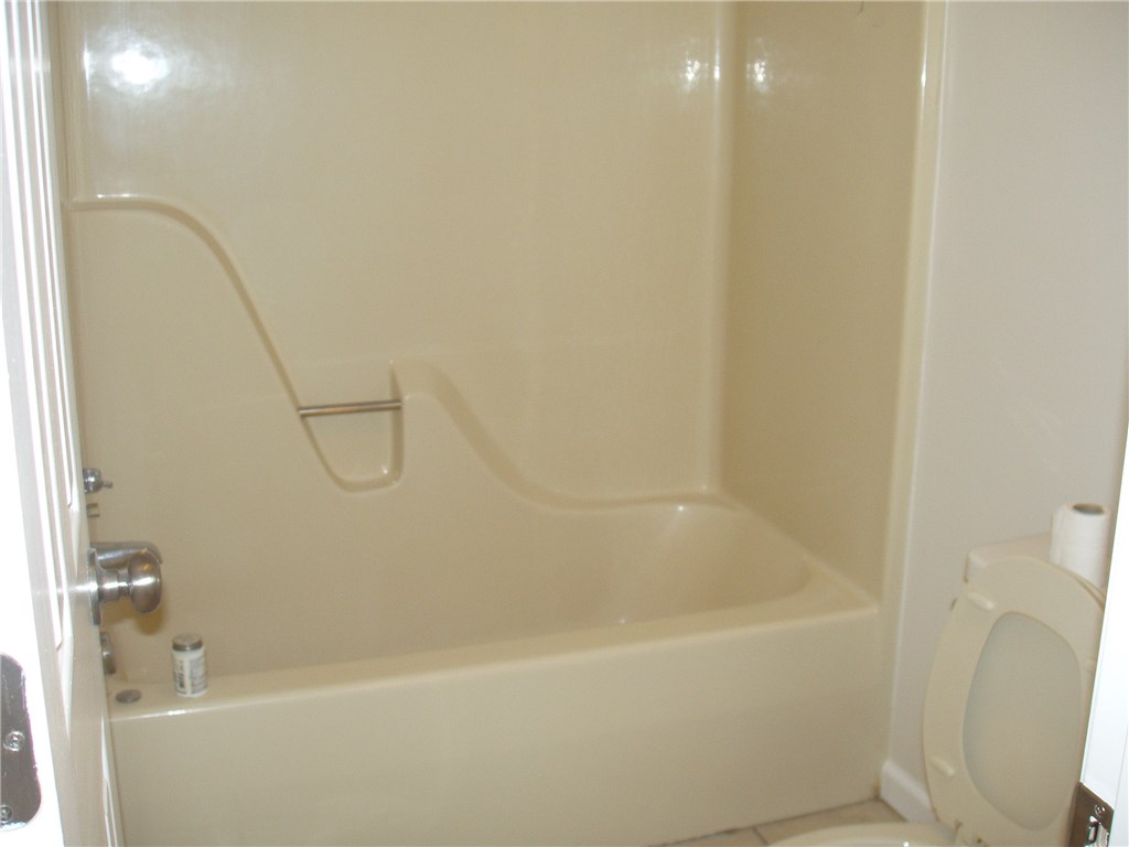North Briar Sub - Residential Lease