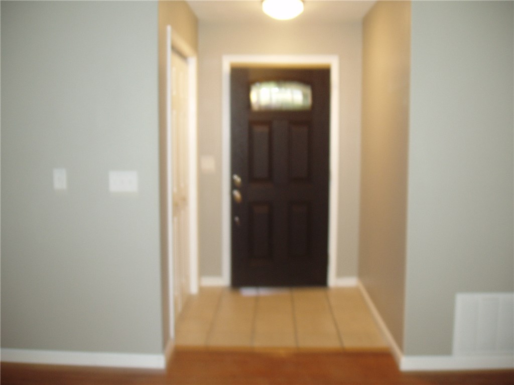North Briar Sub - Residential Lease