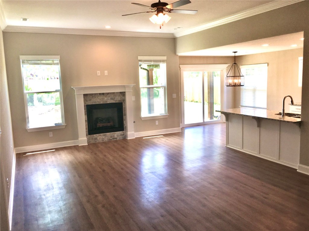 Hamptons - Residential Lease