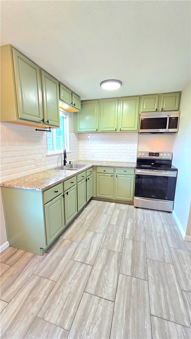 New Hope Terrace Rogers - Residential