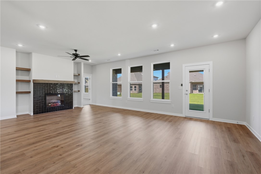 HERITAGE RANCH PH 5-SILOAM SPRINGS - Residential