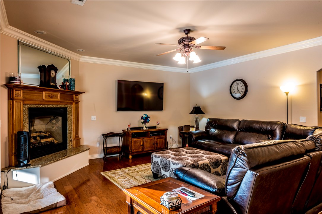 Richards Glen Ph 1 Little Flock - Residential