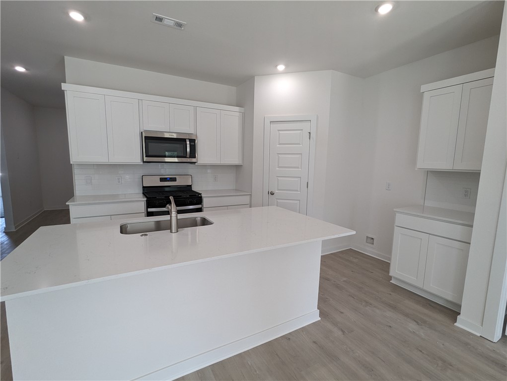 AIDEN'S PLACE - Residential Lease