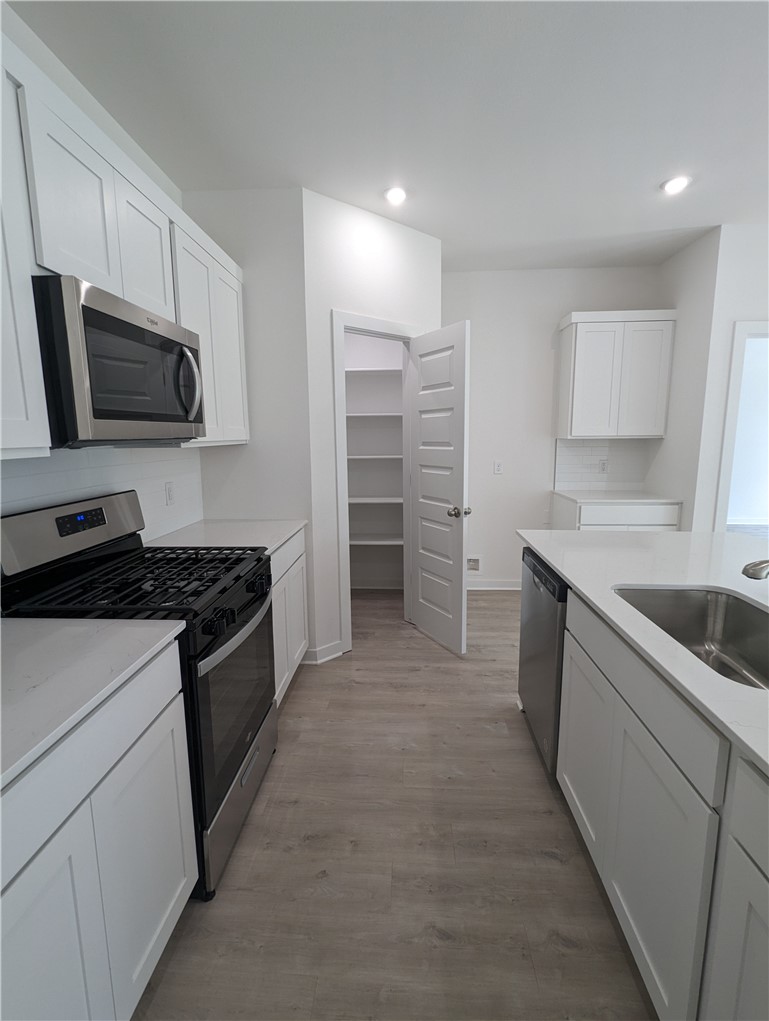 AIDEN'S PLACE - Residential Lease