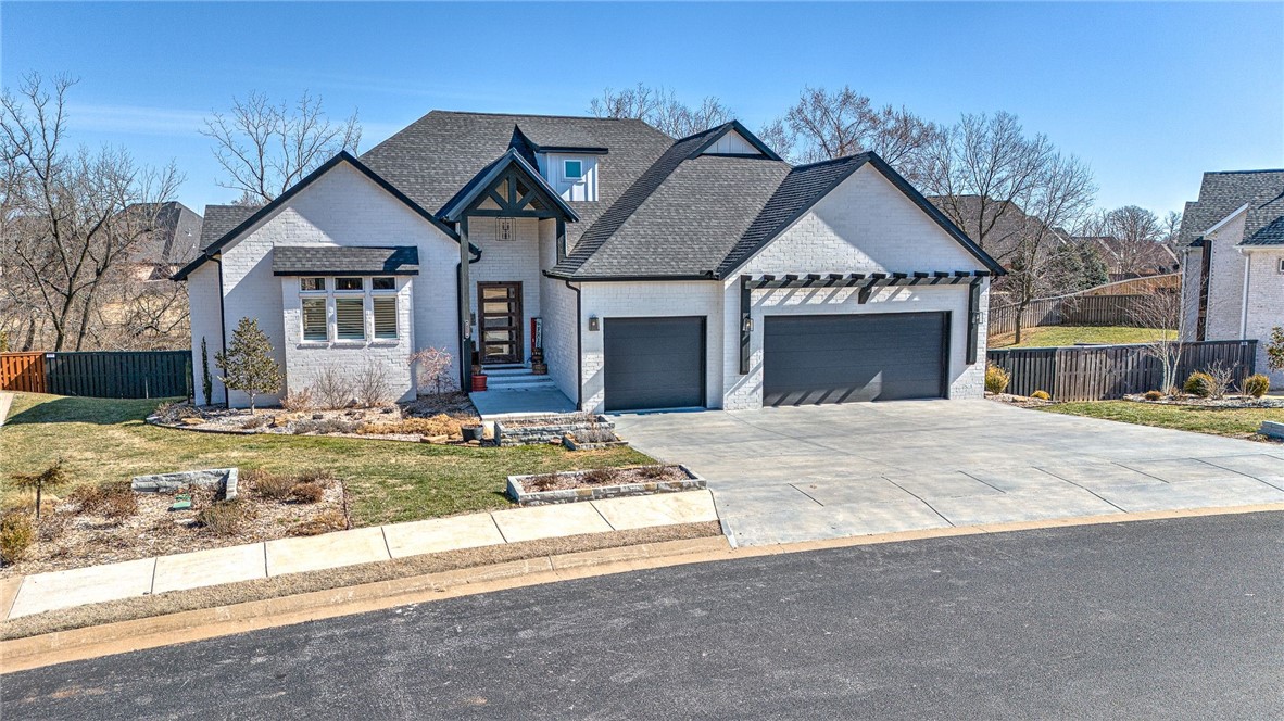 Oak Tree Centerton - Residential