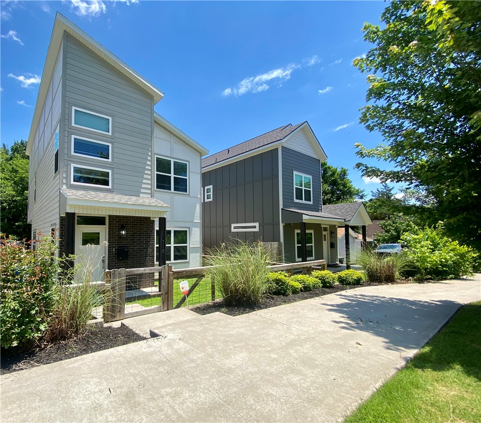 Conveniently located near MLK & school Ave. Modern amenities, luxury vinyl plank in main living areas, high ceilings, & open floor plan. Features eat-in kitchen with pantry, stainless appliances, granite countertops, & office on first floor. Second floor has laundry room, large primary bedroom with LVP, large walk-in closet & full bath, & additional carpeted bedrooms. Exterior has covered patio & 2 car parking. Near shopping, restaurants, parks, & trails.