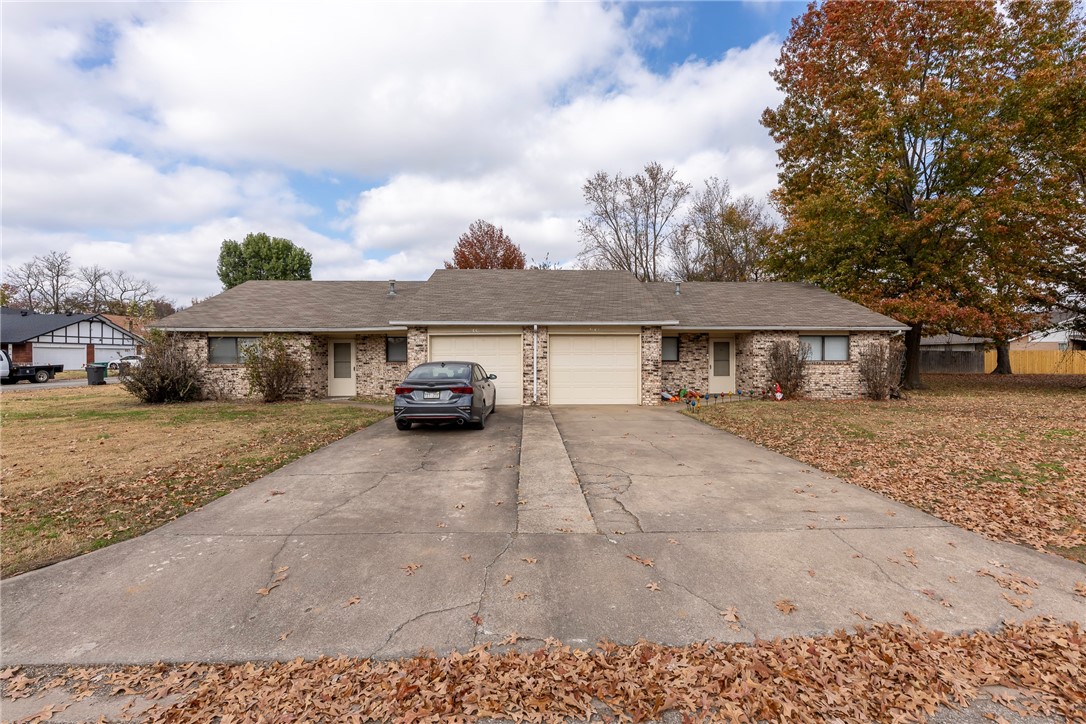 Sundance Acres Ph 4 Rogers - Residential