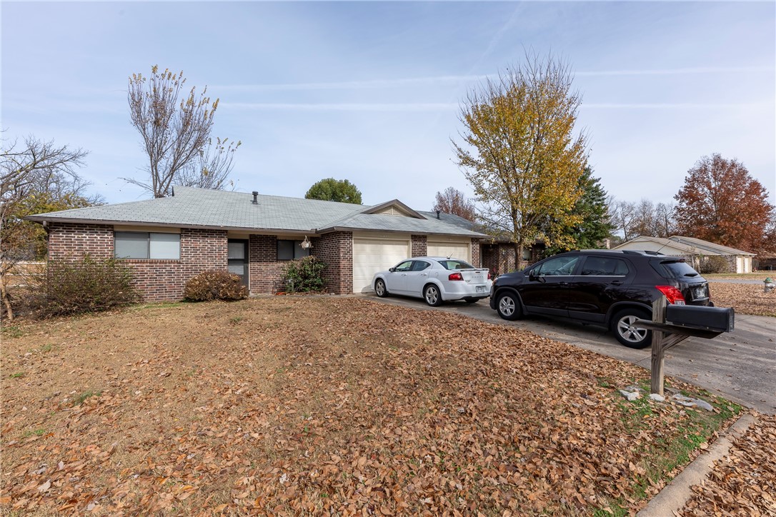 Sundance Acres Ph 4 Rogers - Residential