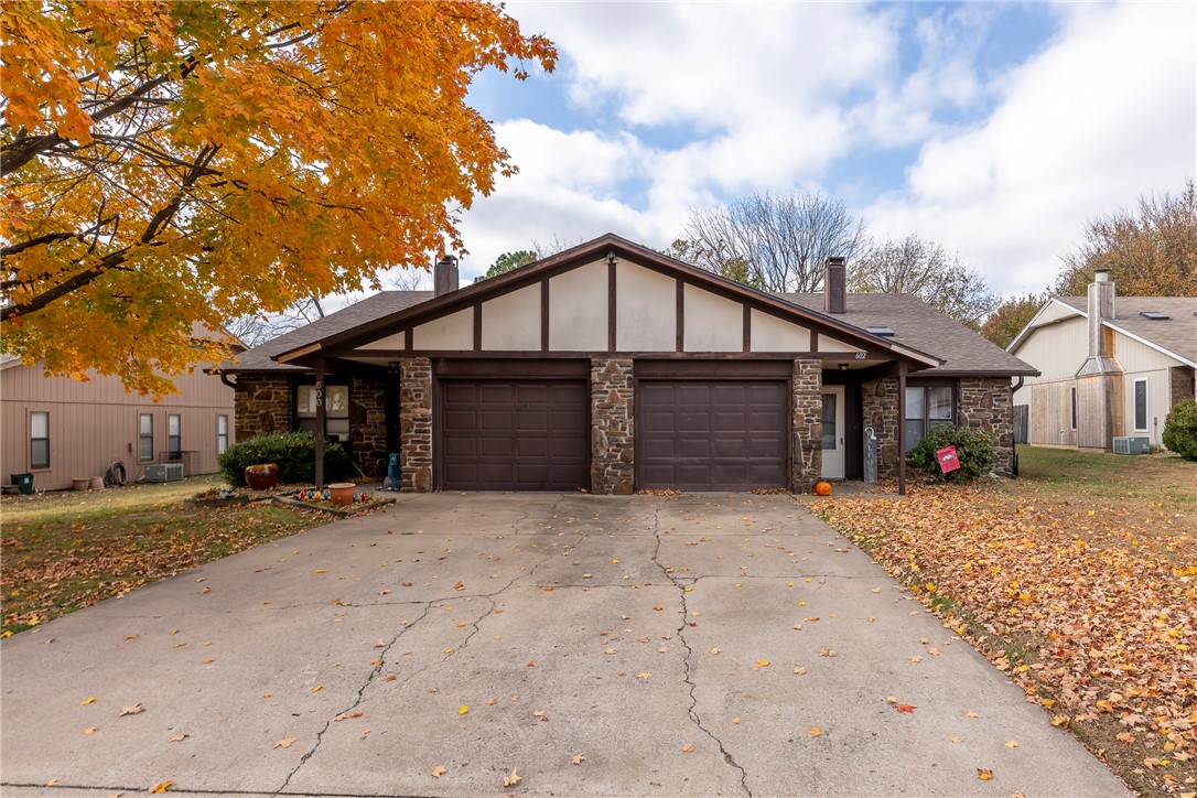 Sundance Acres Ph 4 Rogers - Residential