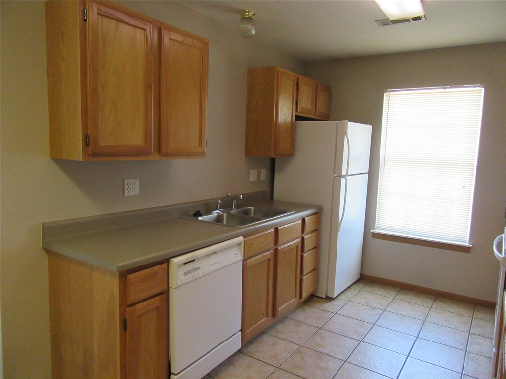T F James Add Gentry - Residential Lease