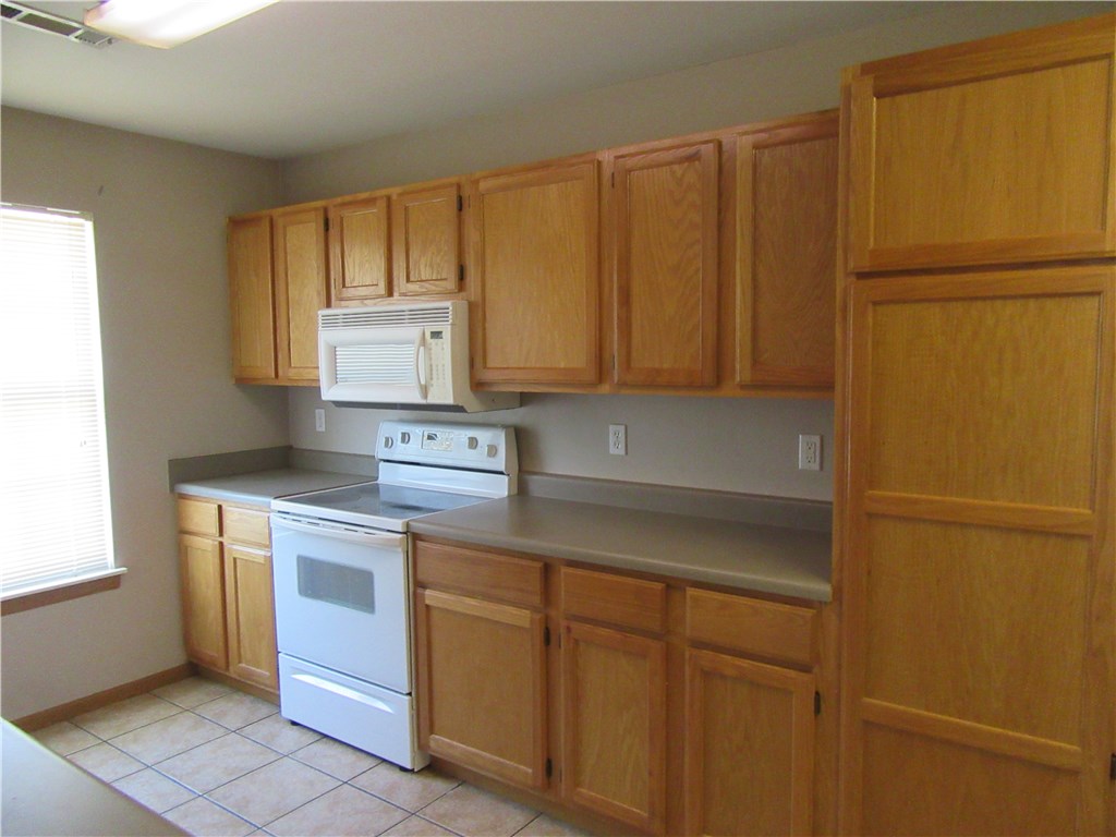 T F James Add Gentry - Residential Lease