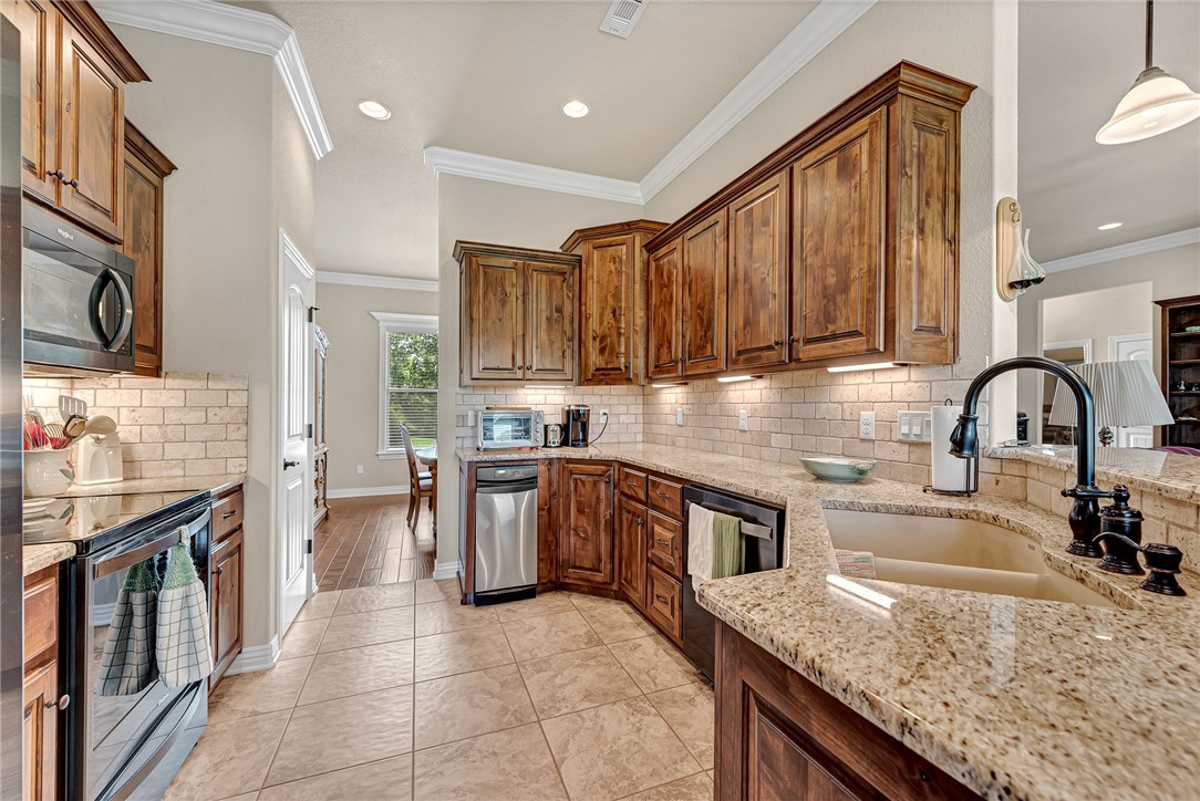 Country Club Villas Bvv - Residential