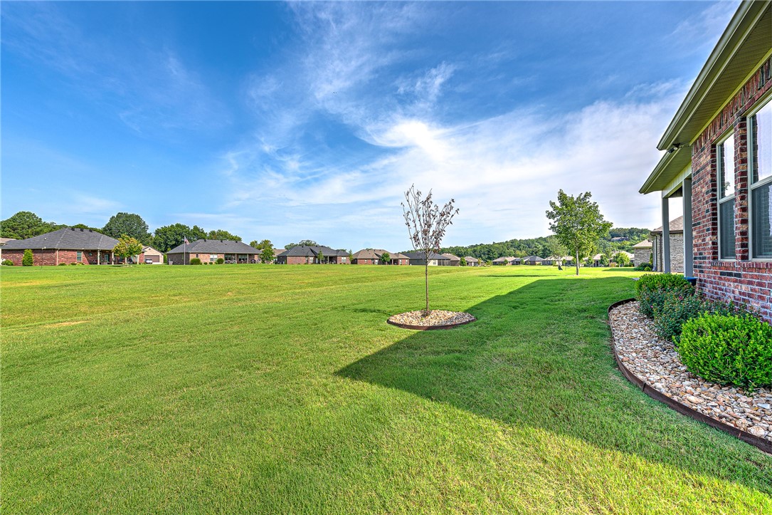 Country Club Villas Bvv - Residential