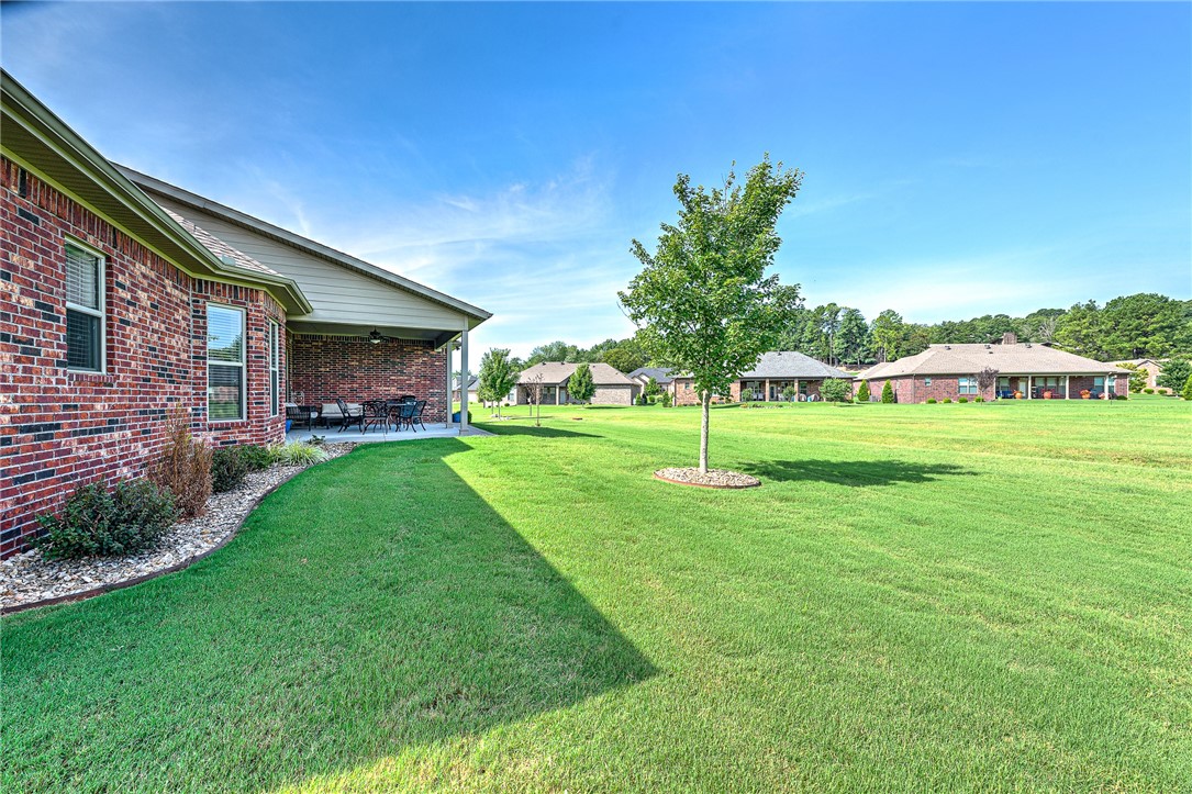 Country Club Villas Bvv - Residential