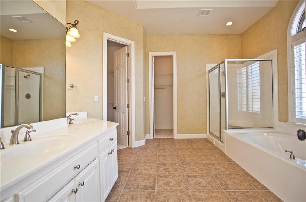 Shadow Valley - Residential