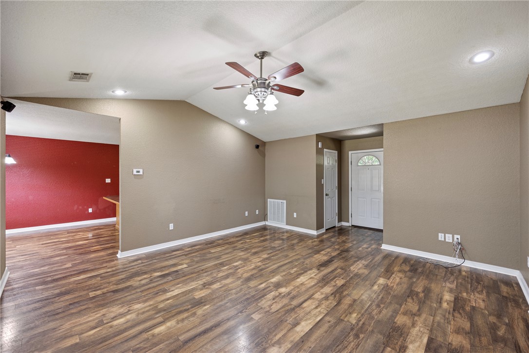 Mockingbird Spgs - Residential