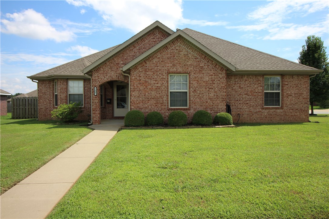 Maple Glenn - Residential