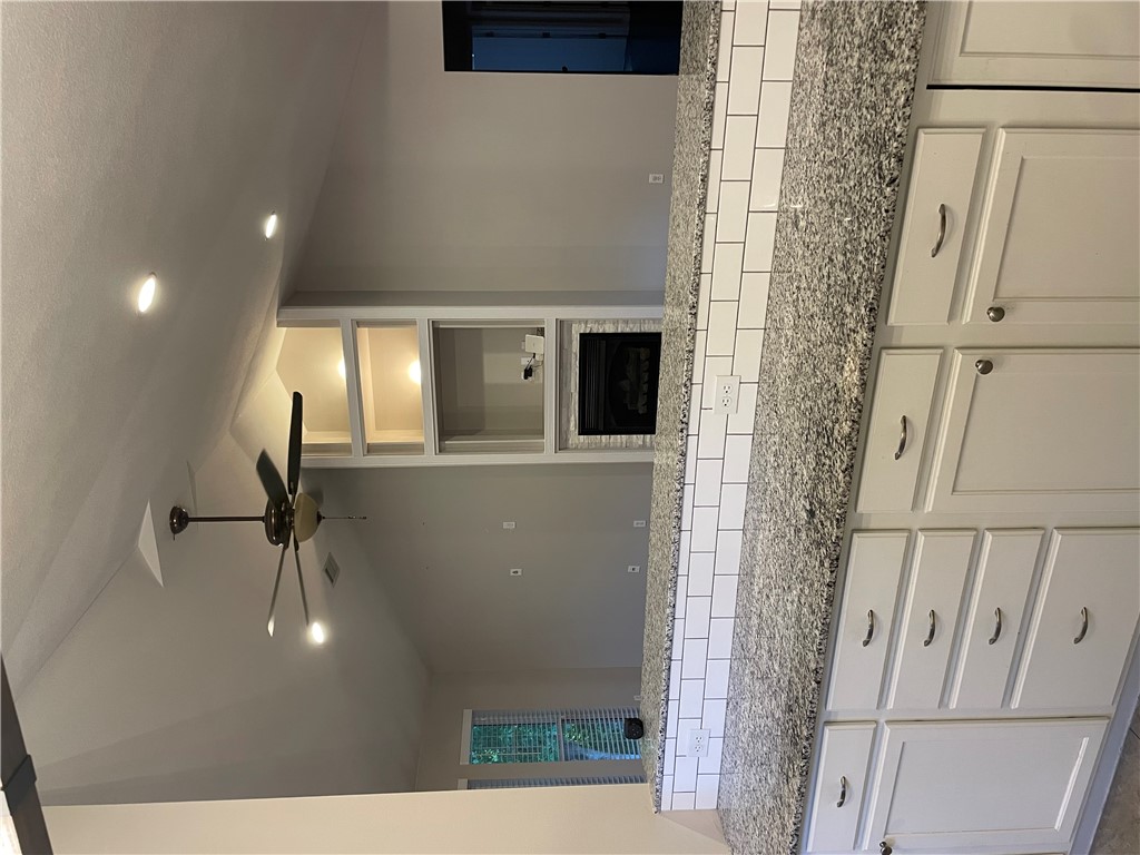 Heritage Village - Residential Lease