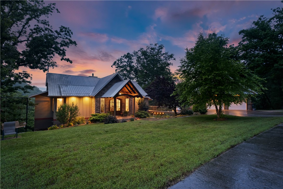 Summit Peaks - Residential
