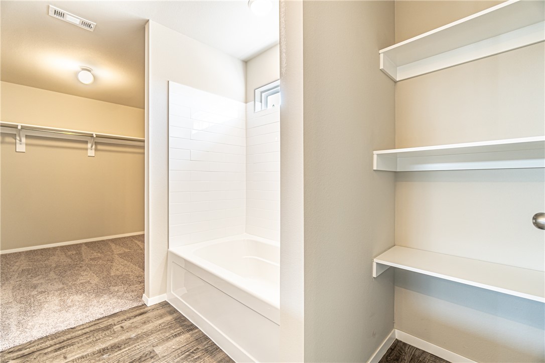 Creekside Meadows - Residential Lease