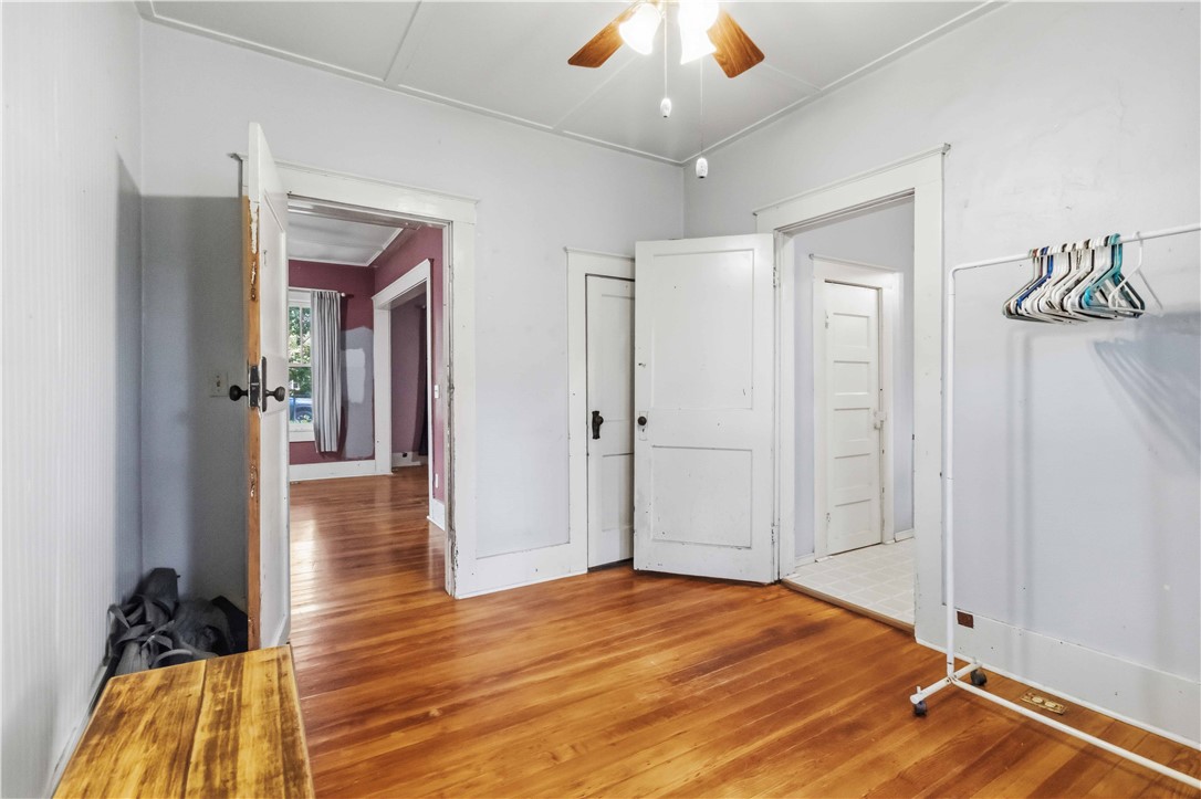 Hayes Sub In Hayes First Add - Residential