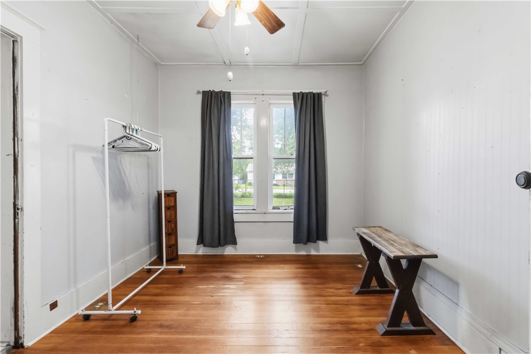 Hayes Sub In Hayes First Add - Residential