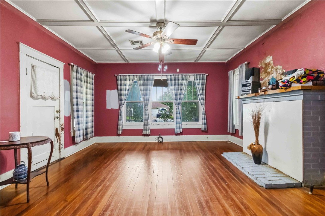 Hayes Sub In Hayes First Add - Residential
